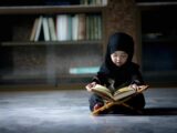 7 Cara Agar Anak Belajar Mengaji Dengan Suka Hati
